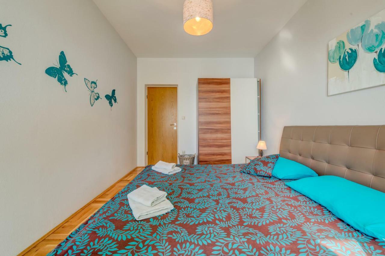 Holiday Home Figa Omiš Eksteriør bilde