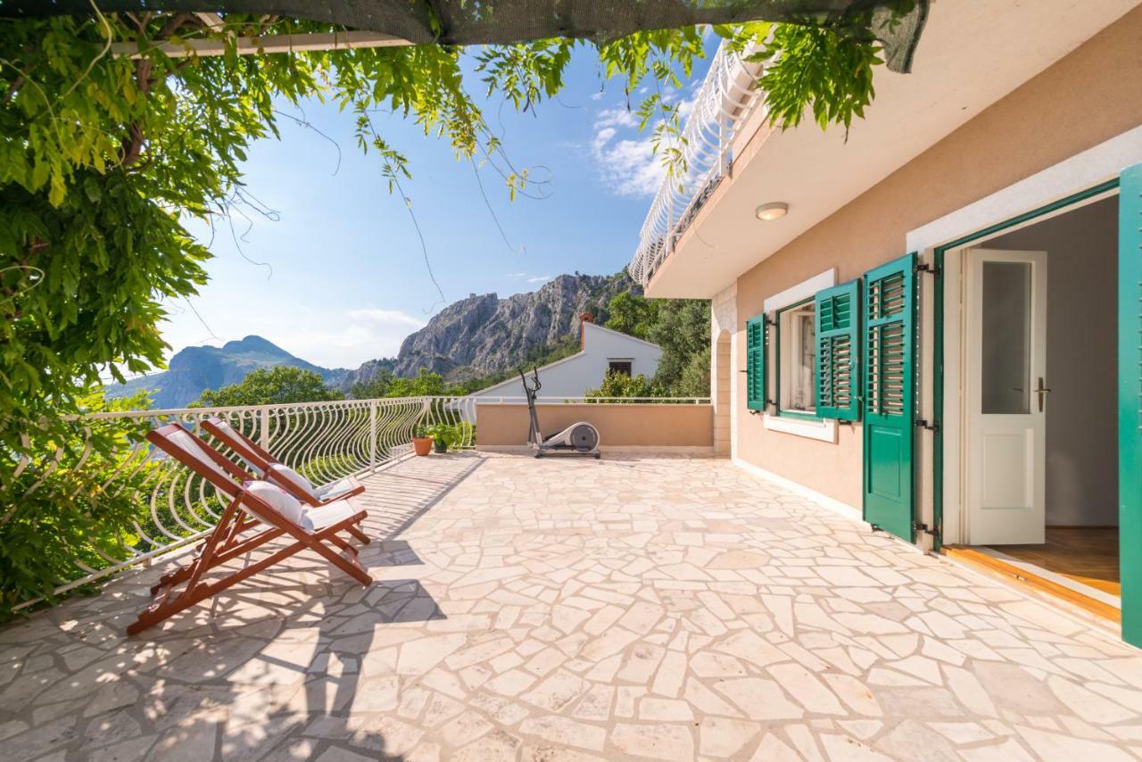 Holiday Home Figa Omiš Eksteriør bilde