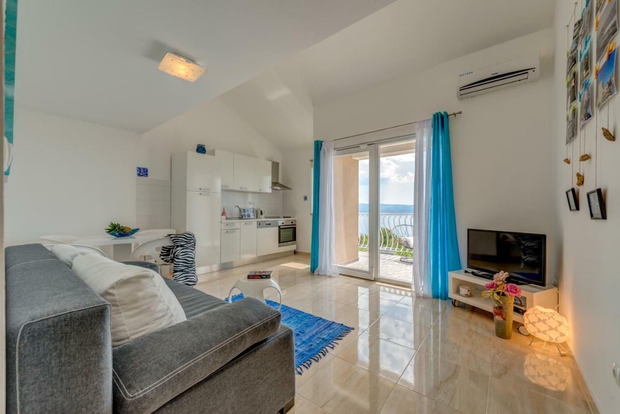 Holiday Home Figa Omiš Eksteriør bilde